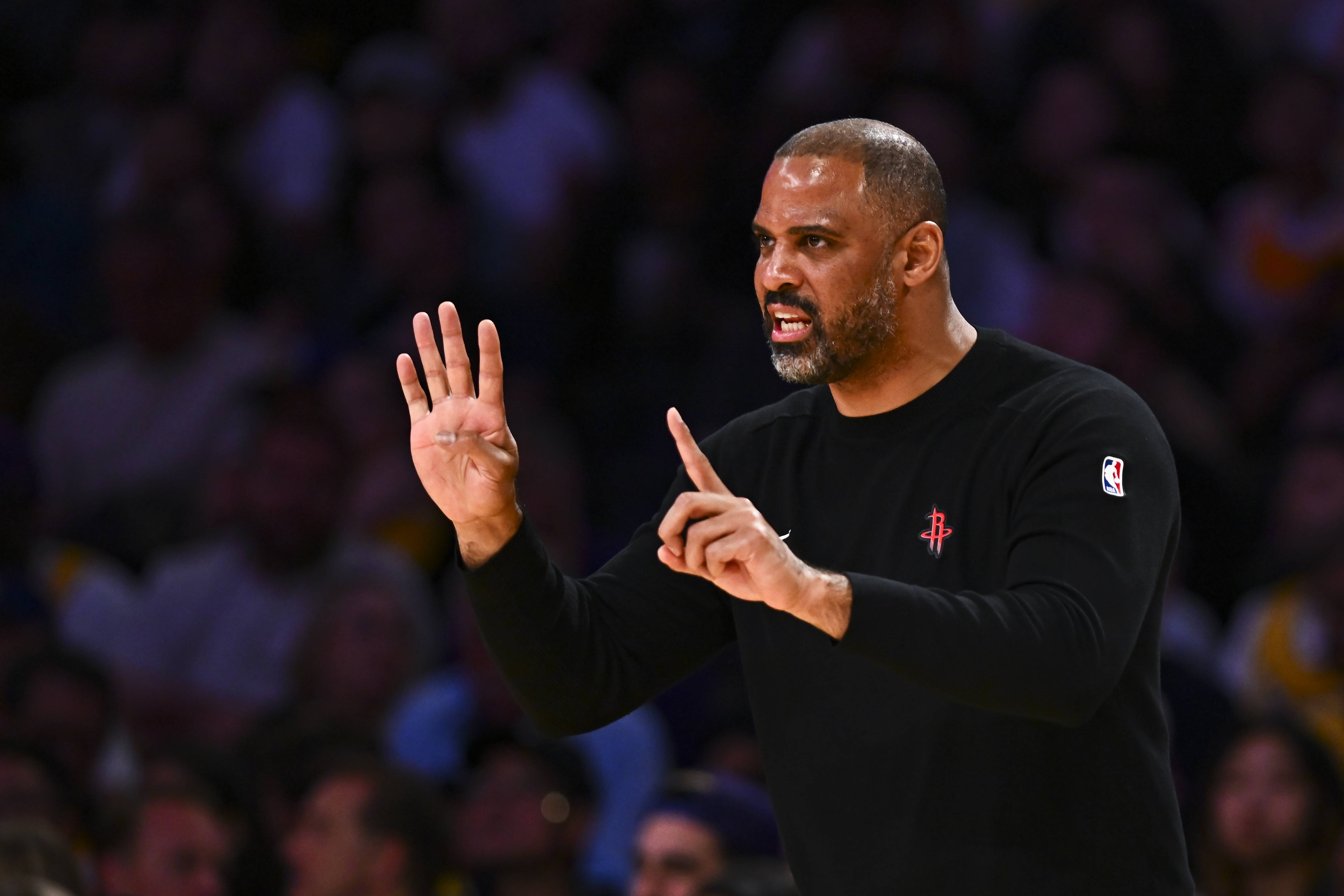 28娱乐-包含转折点休斯敦火箭止住颓势；全明星赛今晨攻防权衡；底气十足；控场能力受关注的词条